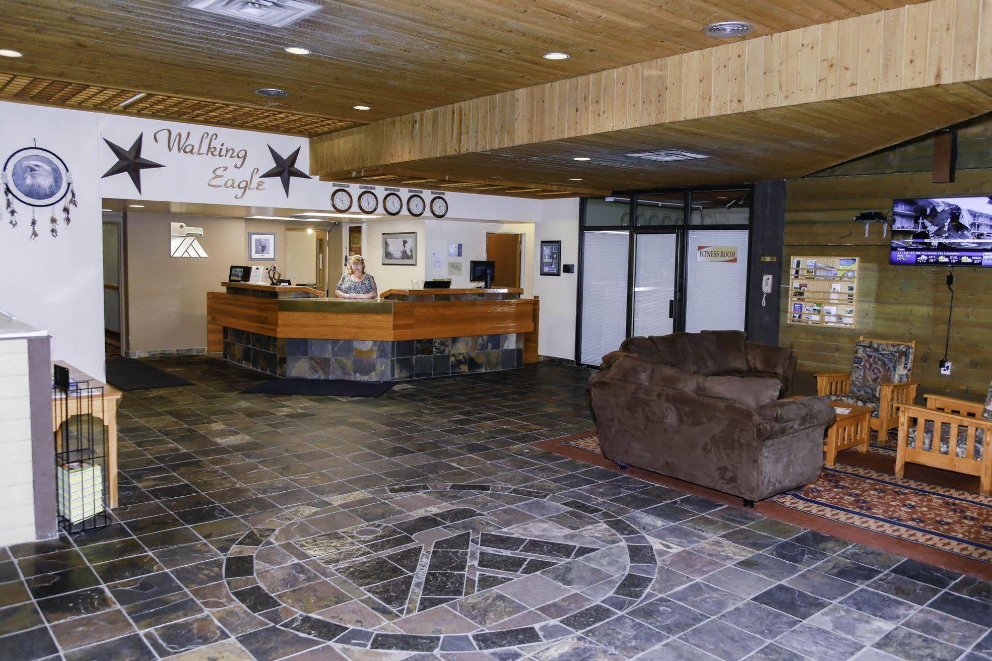 Walking Eagle Inn & Lodge Rocky Mountain House Exterior photo