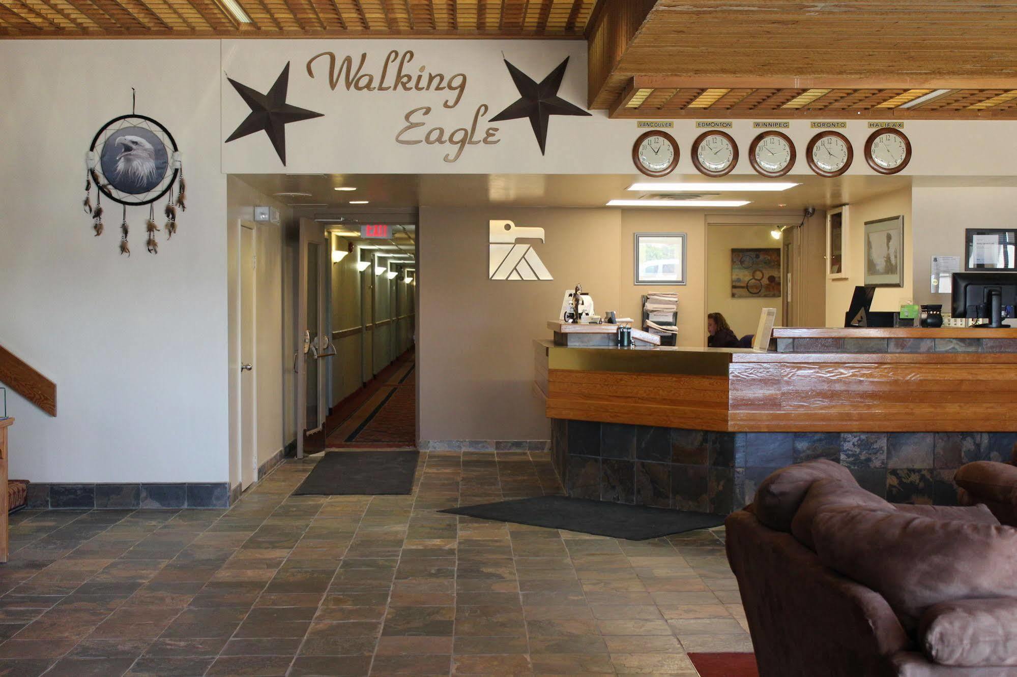 Walking Eagle Inn & Lodge Rocky Mountain House Exterior photo